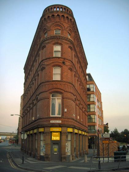 Leeds Bridge House